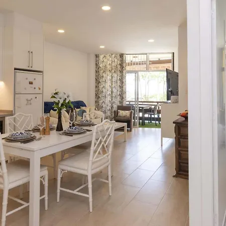 Sea Breeze Frontline Apartament Los Cristianos (Tenerife)